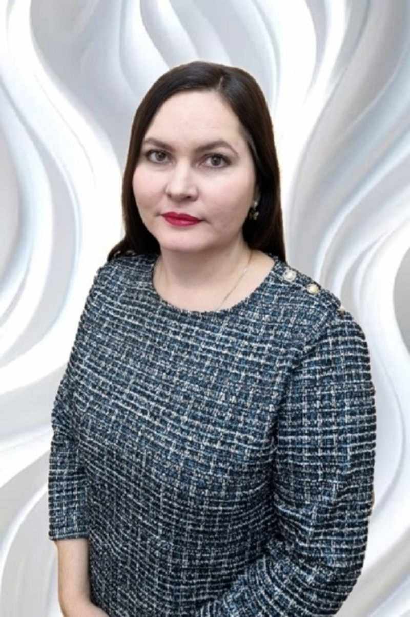 Яковлева Виктория Раисовна.